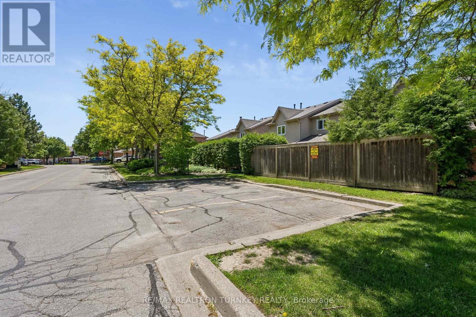 877 Playter Crescent, Newmarket, Ontario  L3X 1W8 - Photo 45 - N13428350