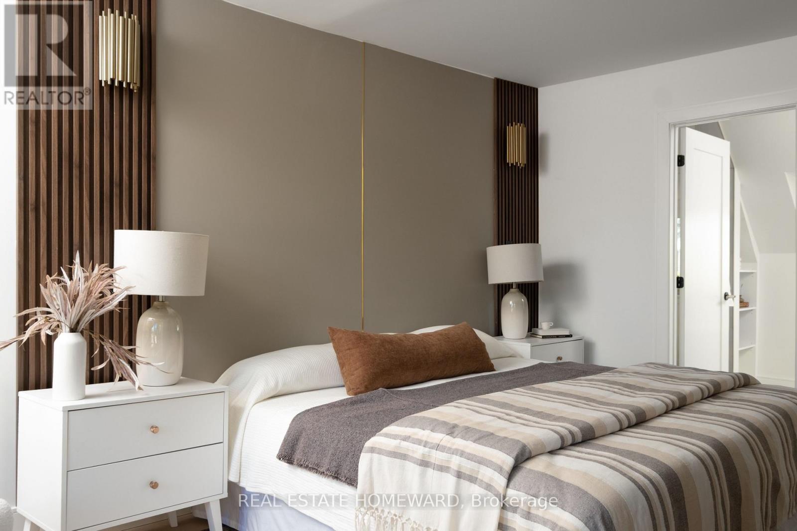 254 Bain Avenue, Toronto, Ontario  M4K 1G3 - Photo 19 - E13430126