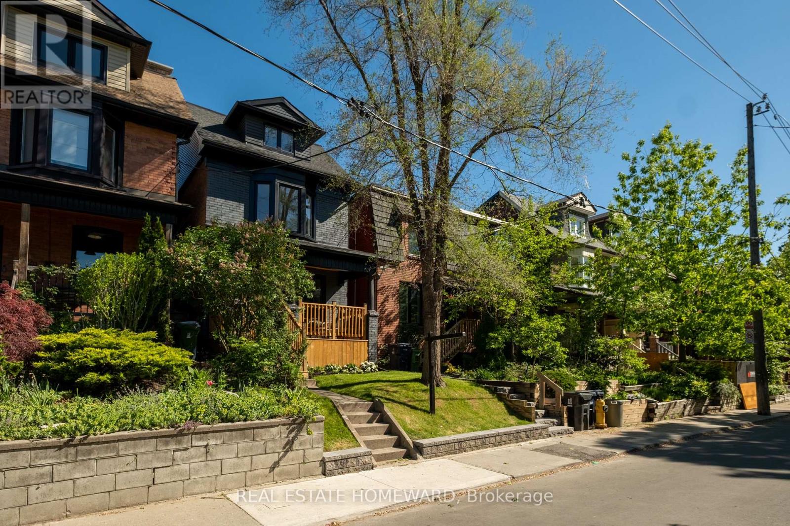 254 Bain Avenue, Toronto, Ontario  M4K 1G3 - Photo 2 - E13430126