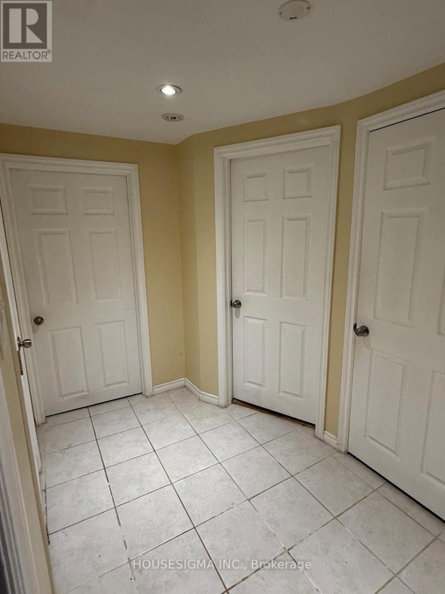 Basement - 19 Granard Boulevard, Toronto, Ontario  M1M 2E2 - Photo 12 - E13430128