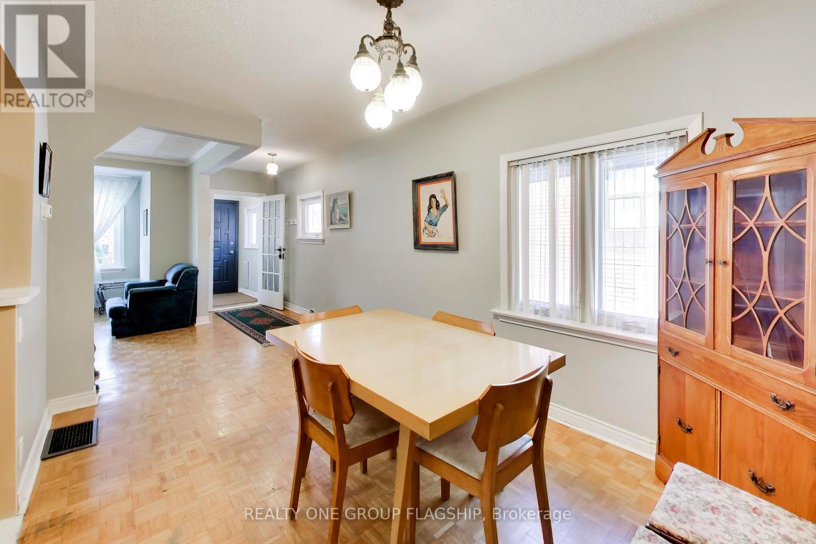 55 Frater Avenue, Toronto, Ontario  M4C 2H5 - Photo 10 - E13430188