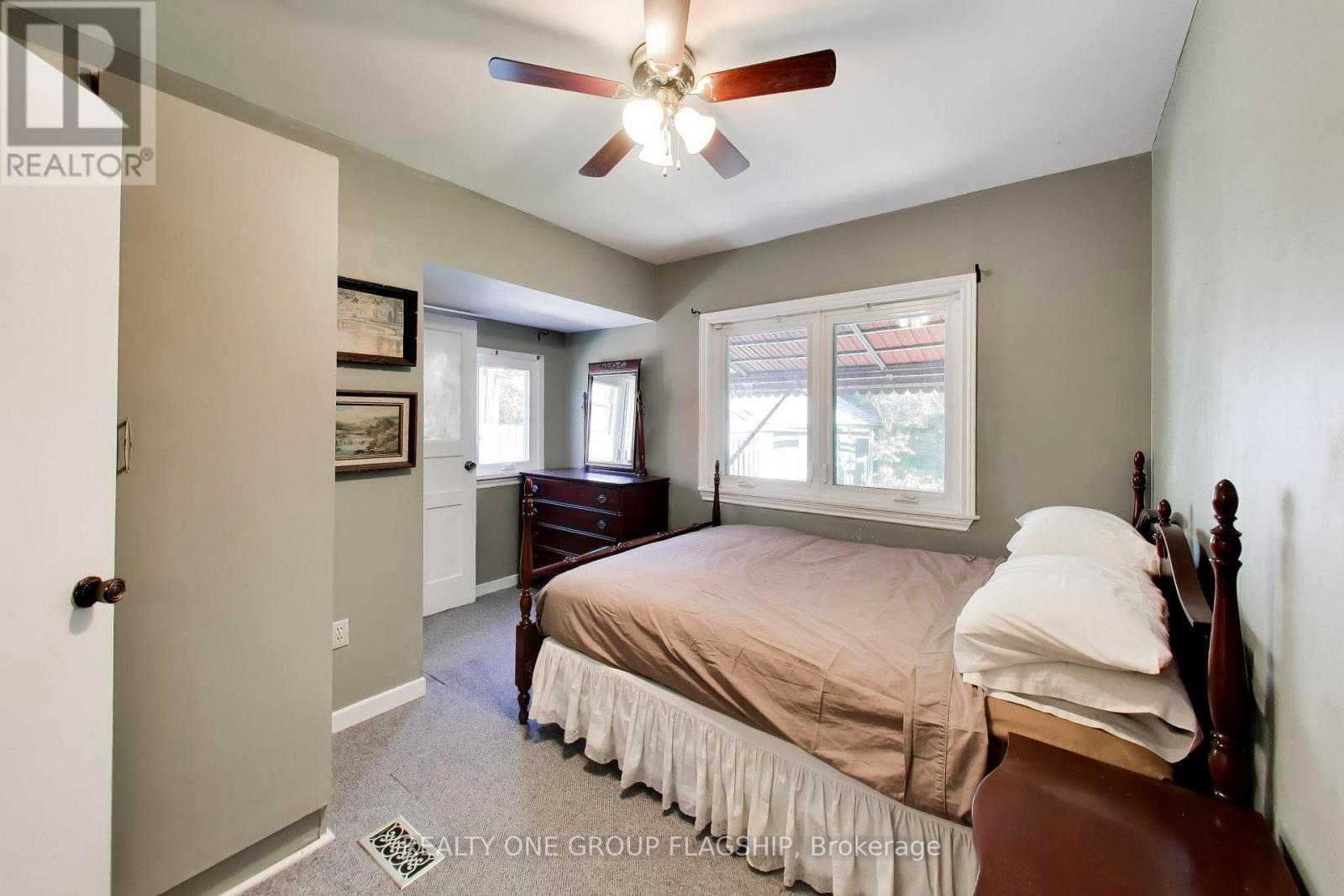55 Frater Avenue, Toronto, Ontario  M4C 2H5 - Photo 14 - E13430188