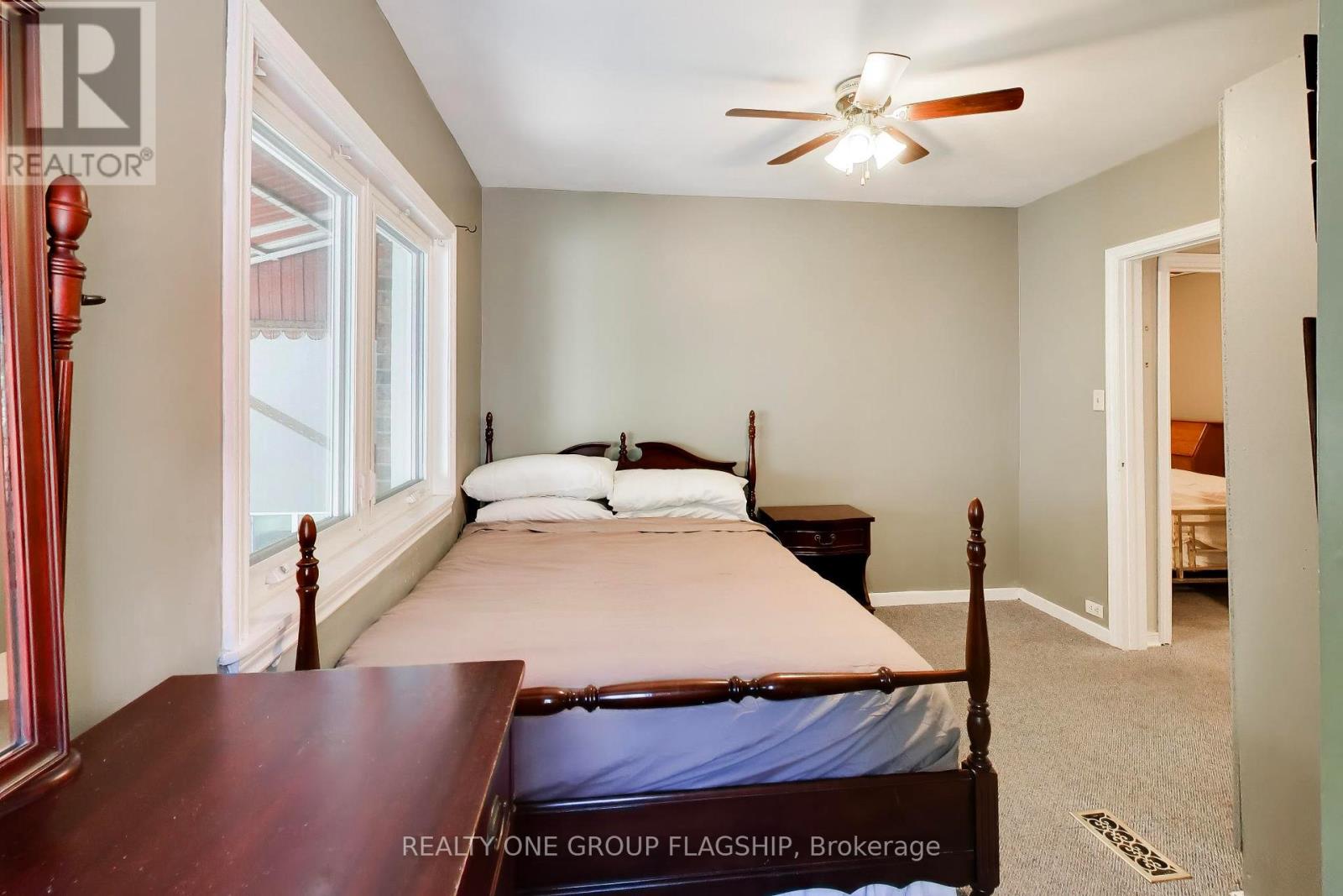 55 Frater Avenue, Toronto, Ontario  M4C 2H5 - Photo 15 - E13430188