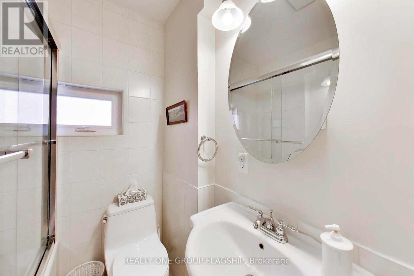 55 Frater Avenue, Toronto, Ontario  M4C 2H5 - Photo 18 - E13430188