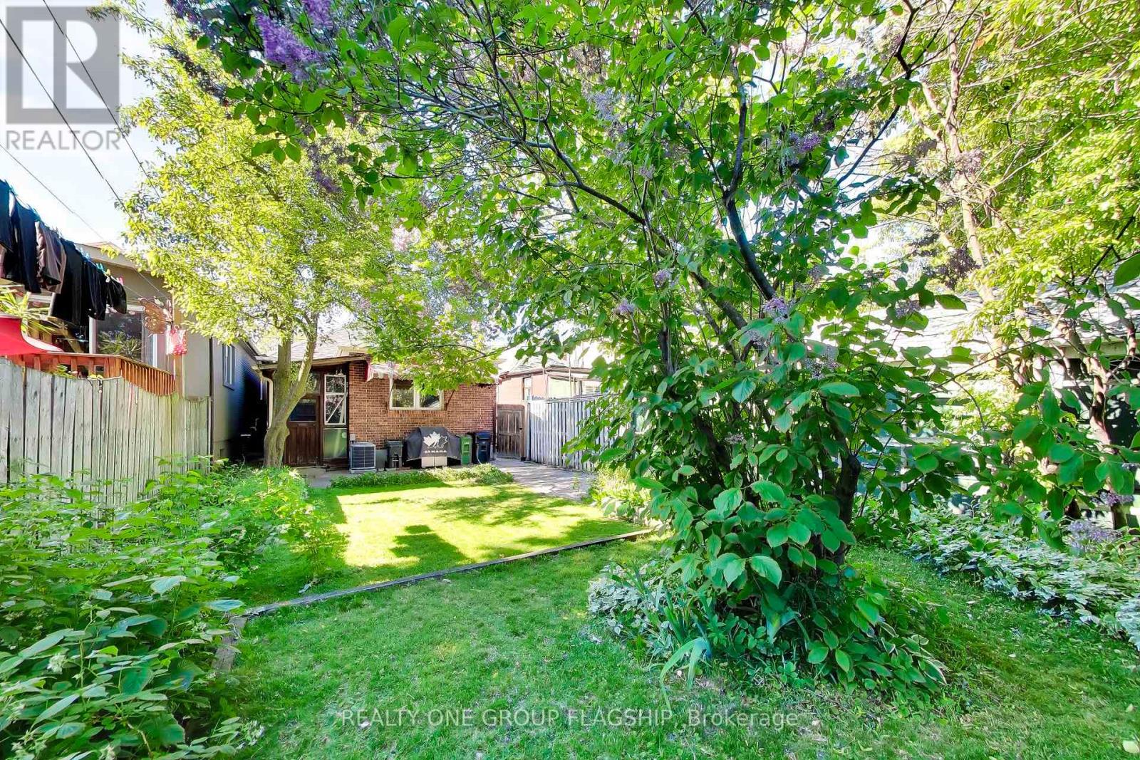 55 Frater Avenue, Toronto, Ontario  M4C 2H5 - Photo 35 - E13430188