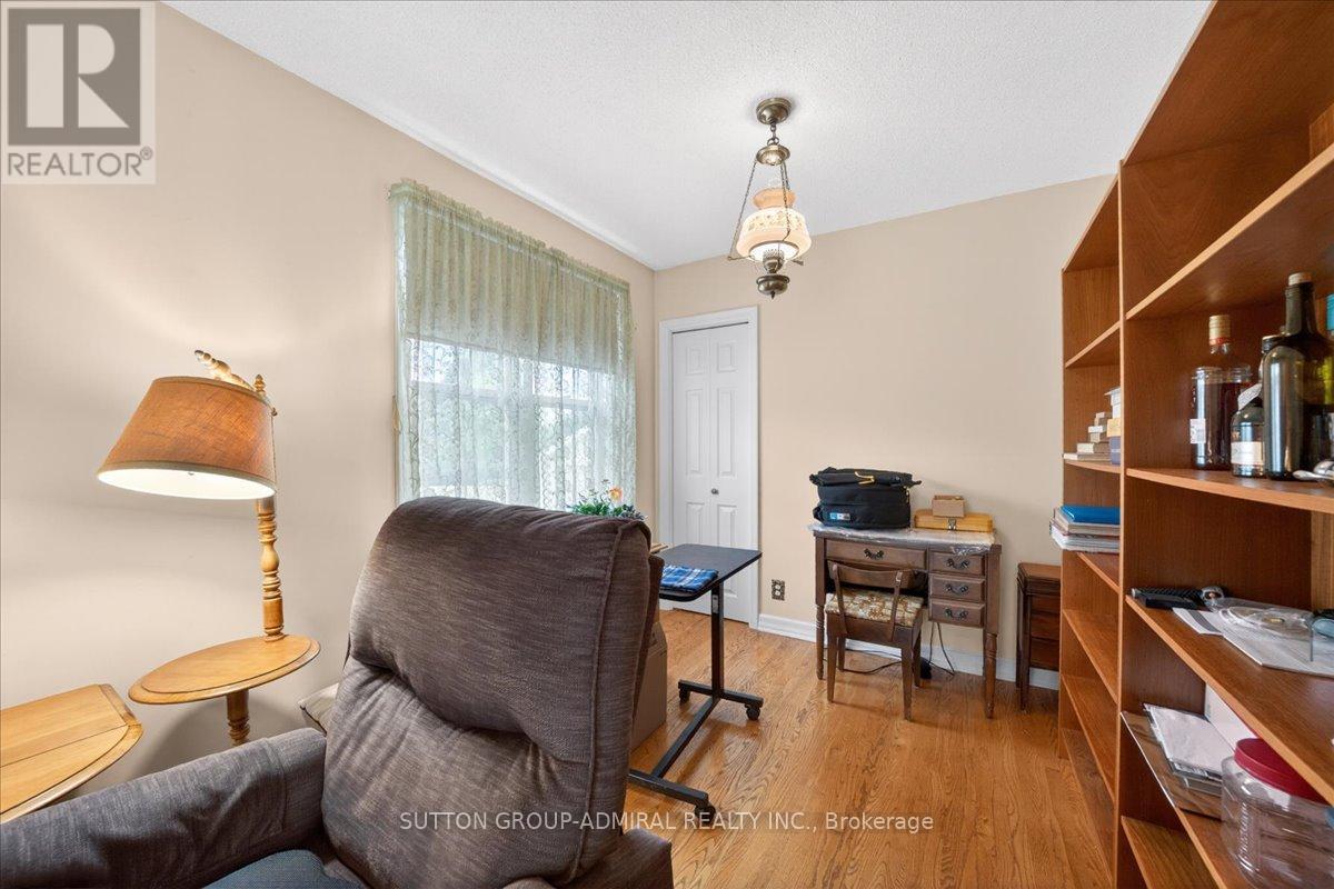 1984 Glendale Drive, Pickering, Ontario  L1V 1V7 - Photo 10 - E13430252