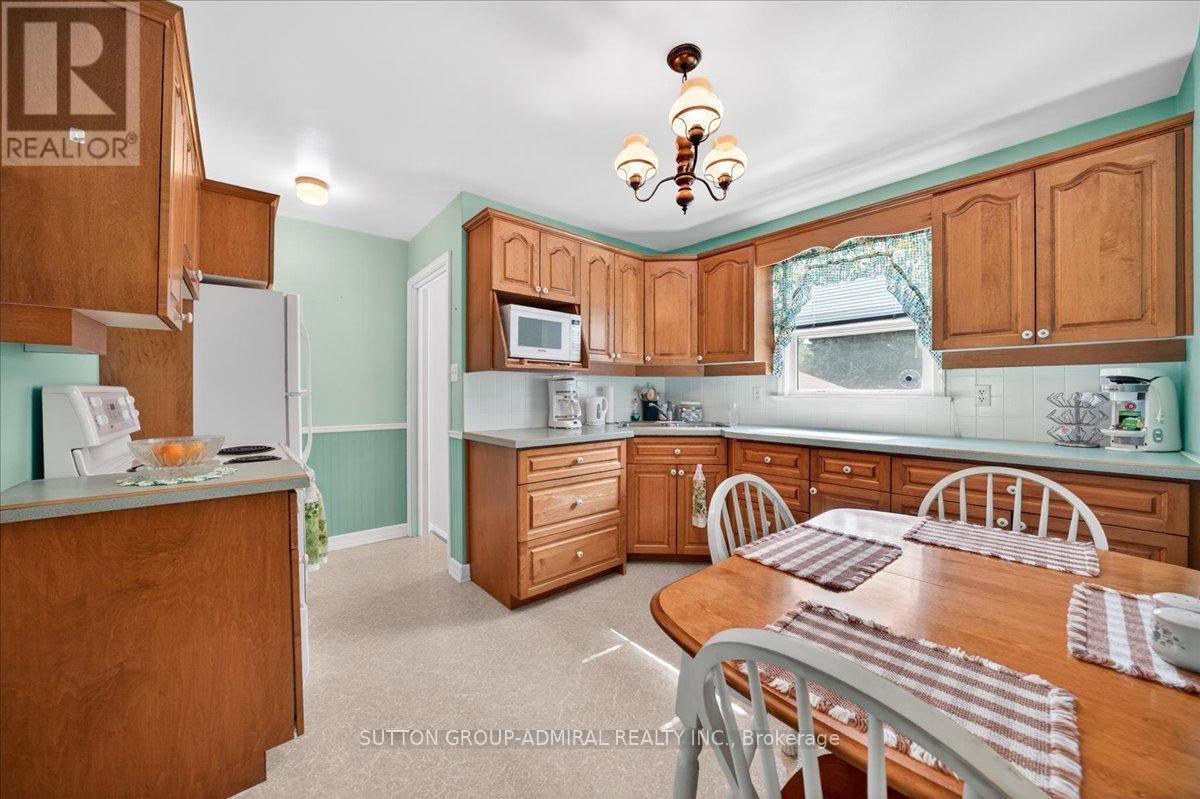 1984 Glendale Drive, Pickering, Ontario  L1V 1V7 - Photo 15 - E13430252