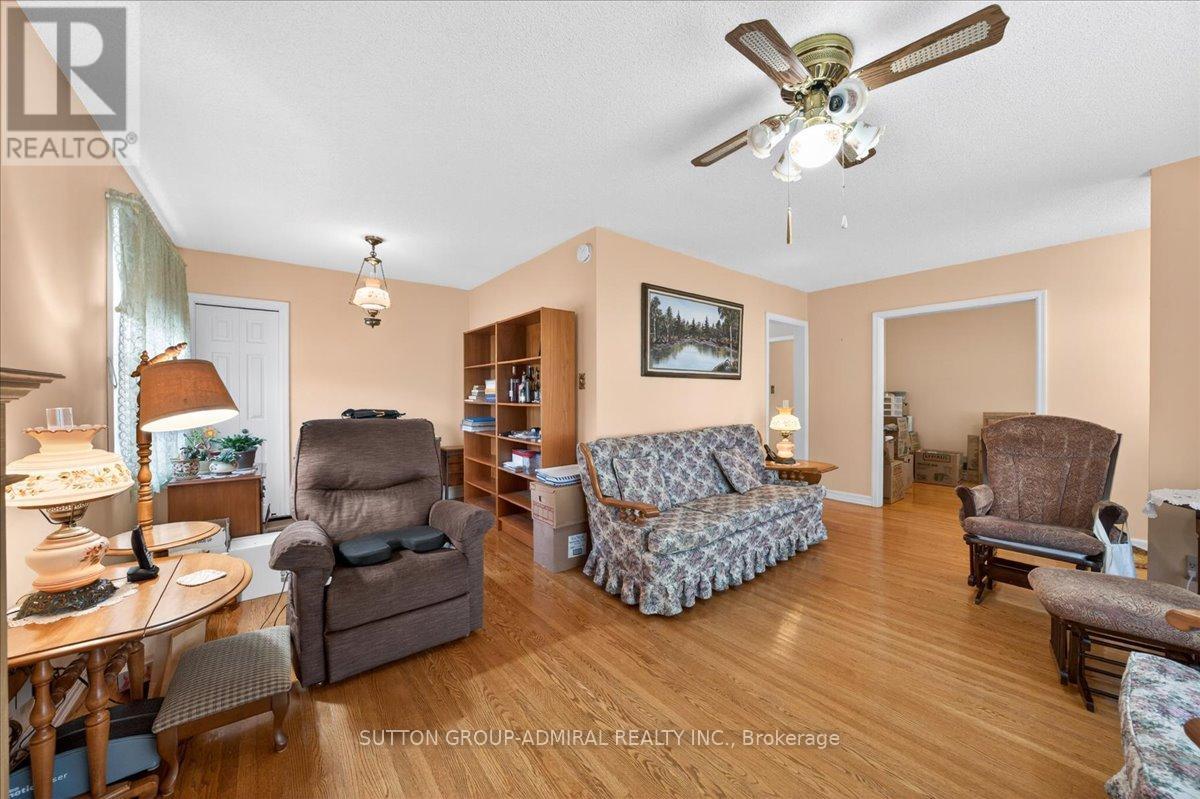 1984 Glendale Drive, Pickering, Ontario  L1V 1V7 - Photo 9 - E13430252