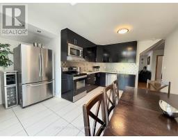 6 ELMHURST DRIVE, Toronto, Ontario