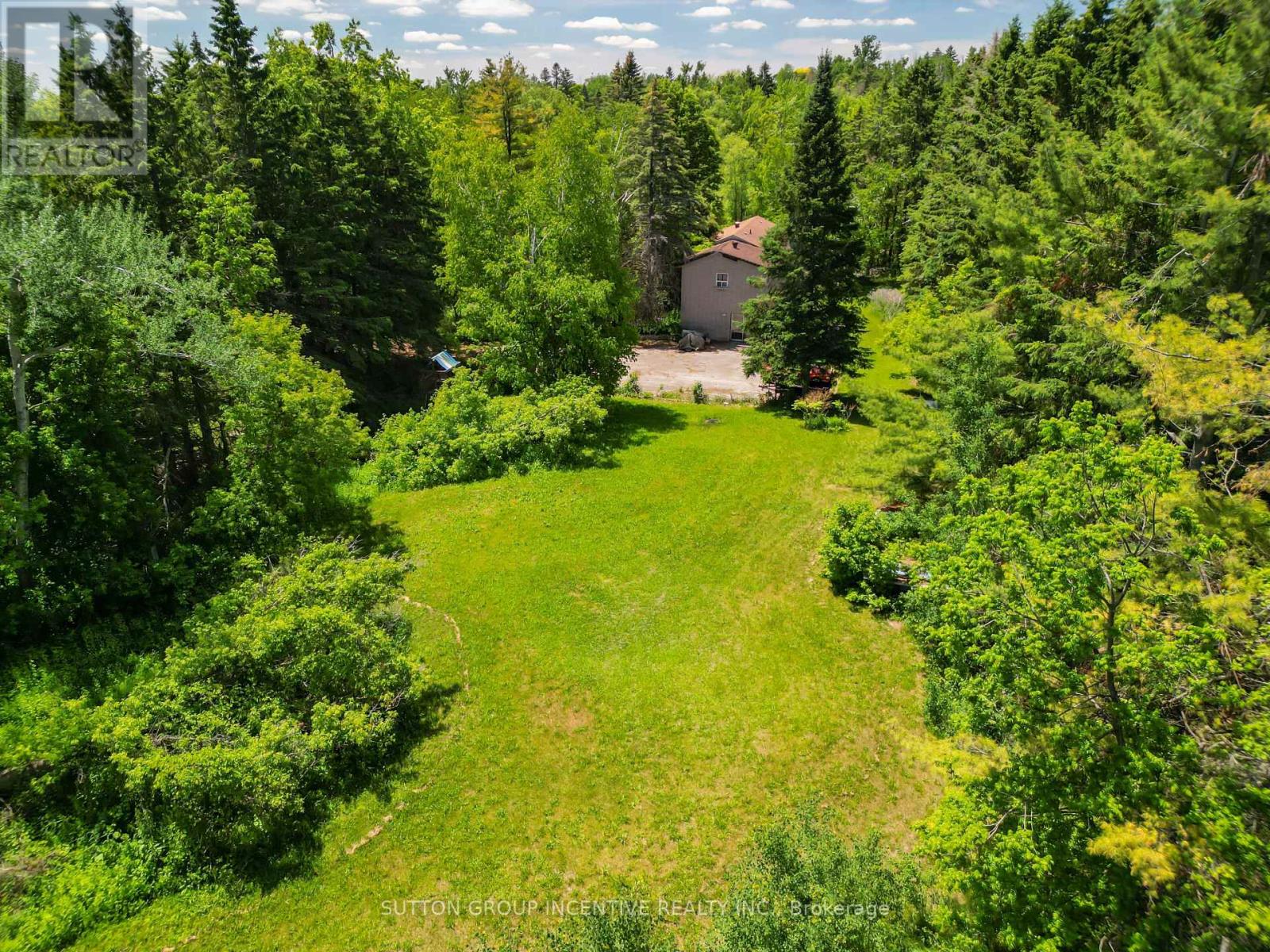 2110 Killarney Beach Road, Innisfil, Ontario  L0L 1K0 - Photo 4 - N13430224