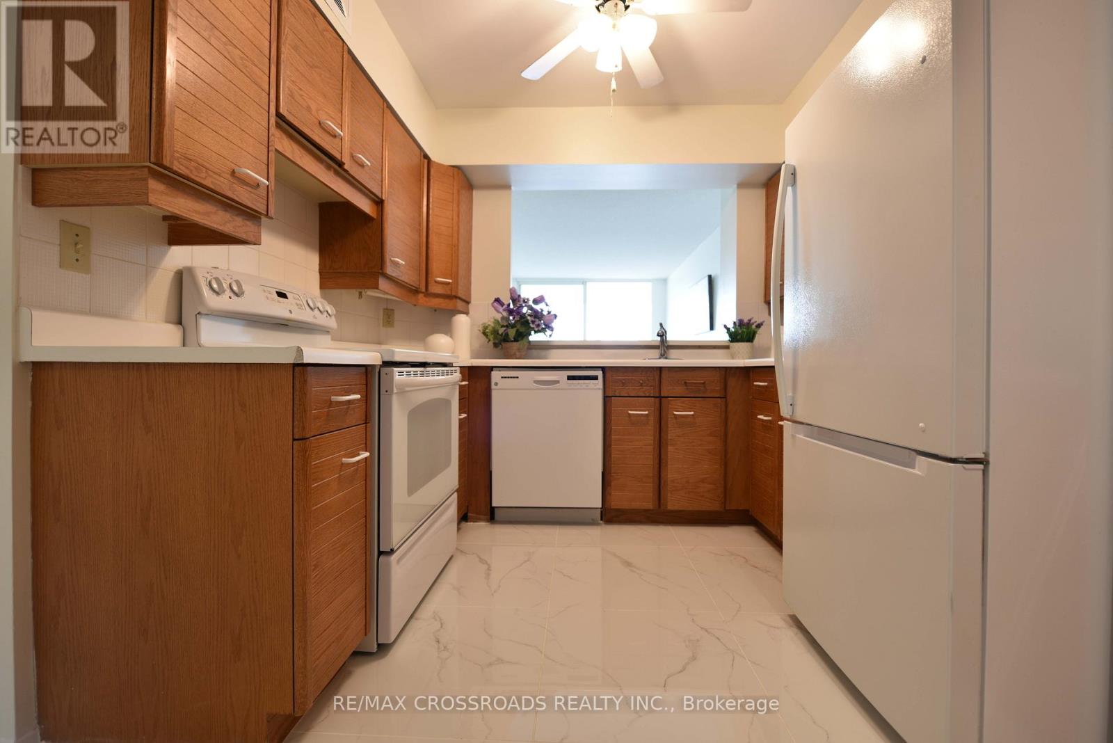 #301 - 55 Austin Drive, Markham, Ontario  L3R 8H5 - Photo 10 - N13430236