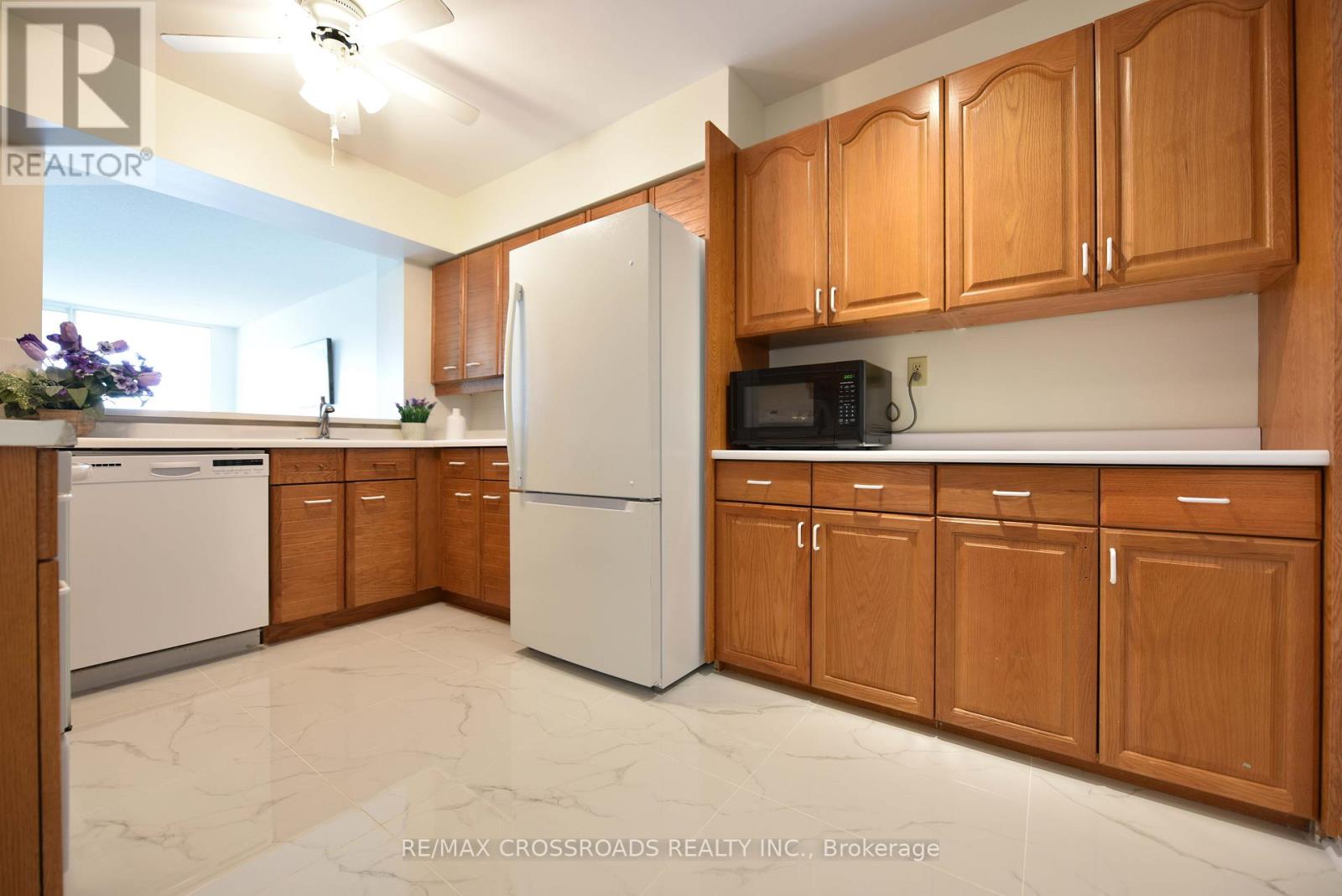 #301 - 55 Austin Drive, Markham, Ontario  L3R 8H5 - Photo 11 - N13430236