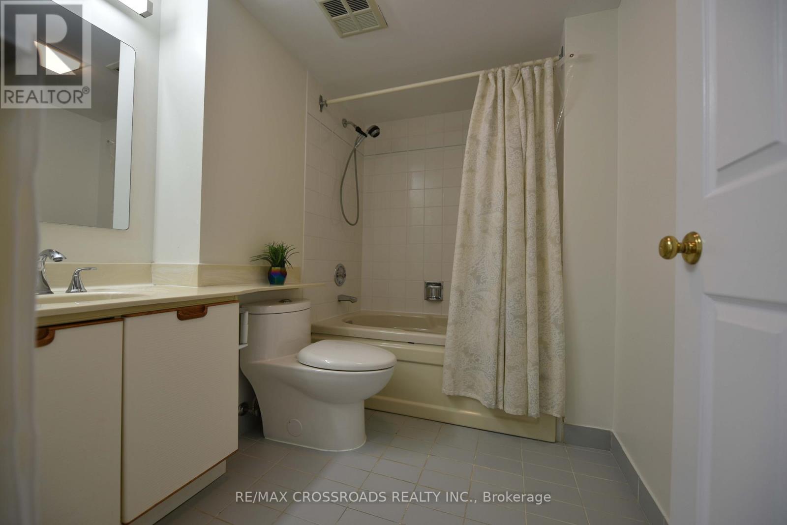 #301 - 55 Austin Drive, Markham, Ontario  L3R 8H5 - Photo 16 - N13430236