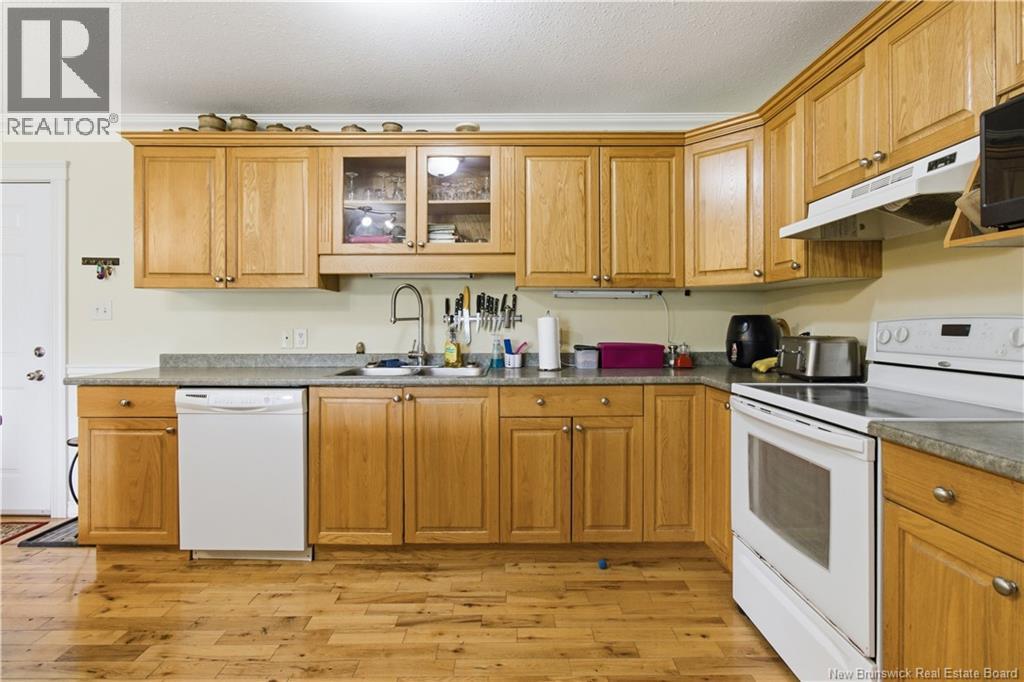185 Reynolds Street, Fredericton, New Brunswick  E3A 0K7 - Photo 12 - NB141500