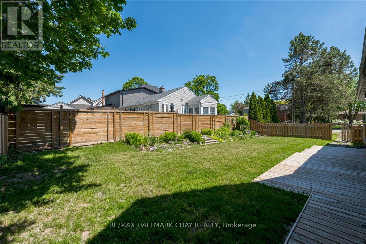 69 Rodney Street, Barrie, Ontario  L4M 4B8 - Photo 42 - S13430118