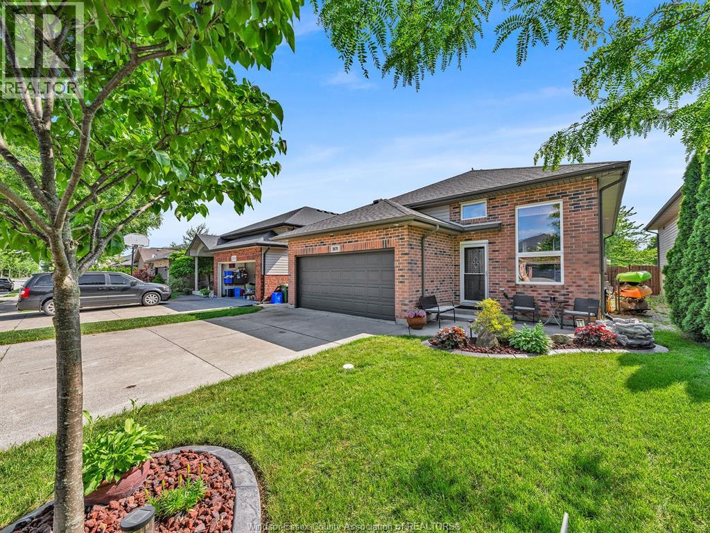 2670 Maitland Avenue, Windsor, Ontario  N8P 1Y9 - Photo 3 - 26013769