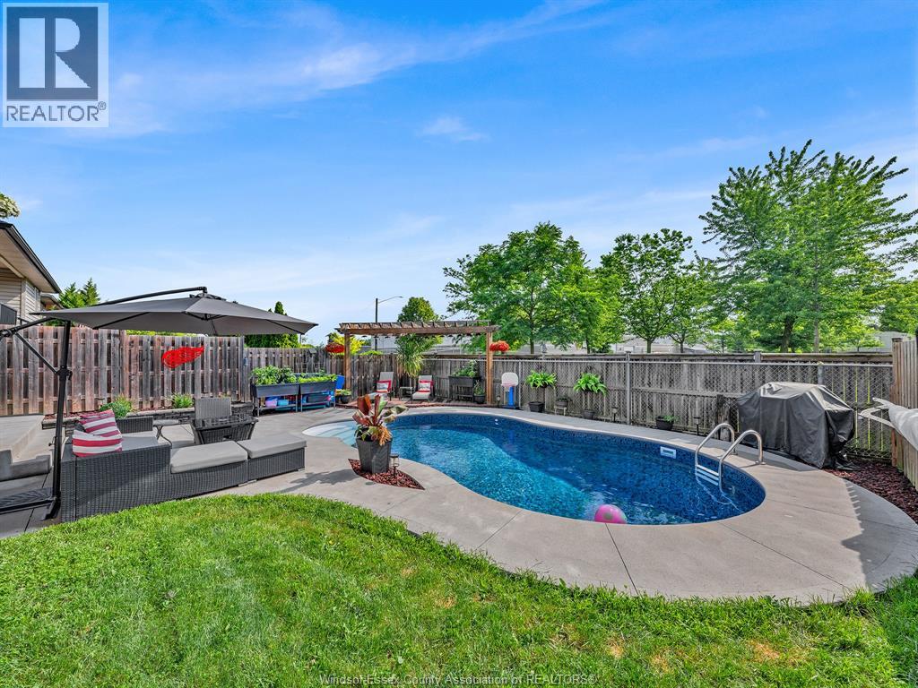 2670 Maitland Avenue, Windsor, Ontario  N8P 1Y9 - Photo 43 - 26013769