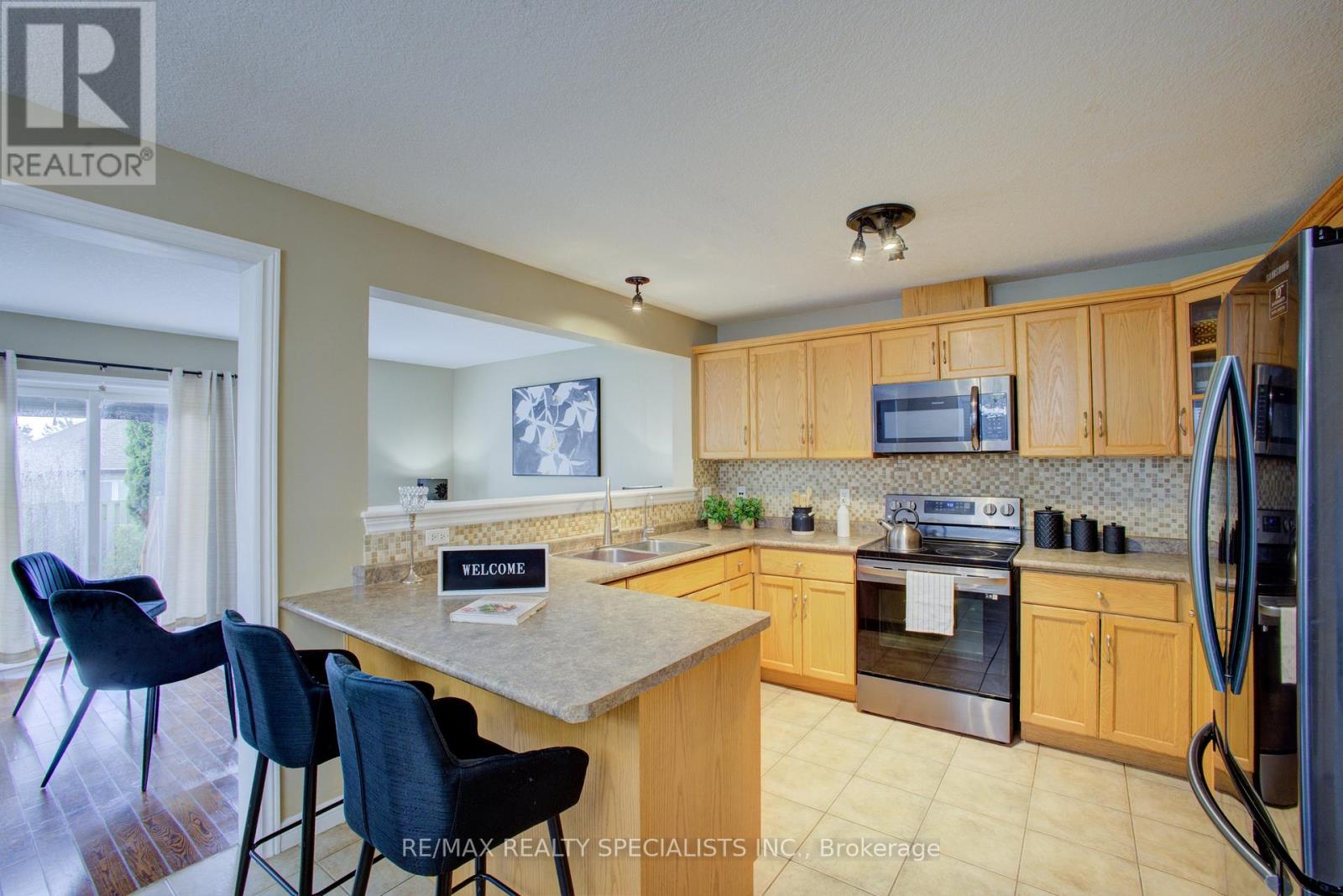 37 Edwards Street, Guelph, Ontario  N1E 0B8 - Photo 8 - X13429160