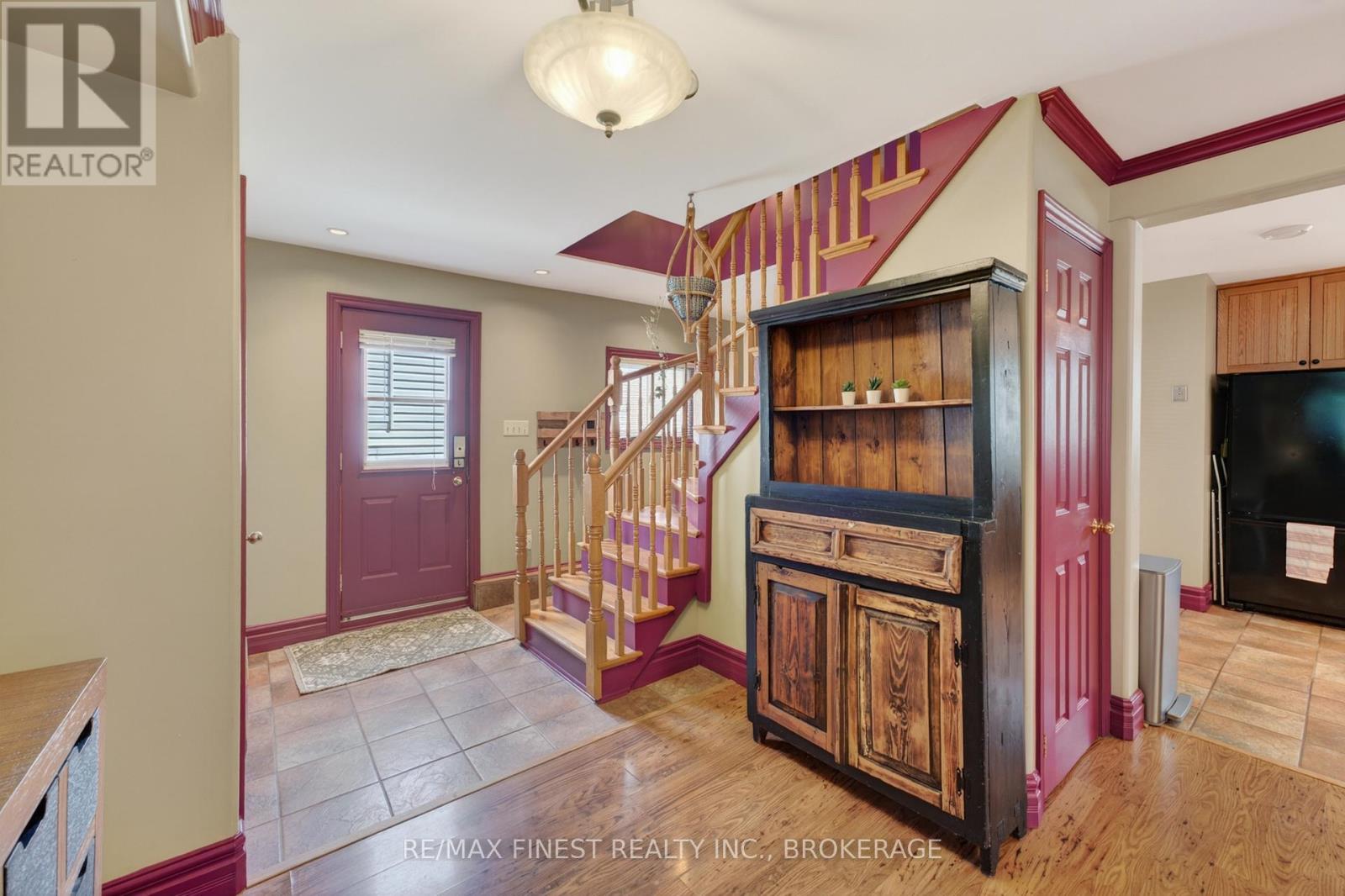 218 Kingscourt Avenue, Kingston, Ontario  K7K 4P8 - Photo 5 - X13424316