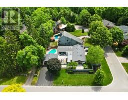 2 HAMPTON CRESCENT, London North, Ontario