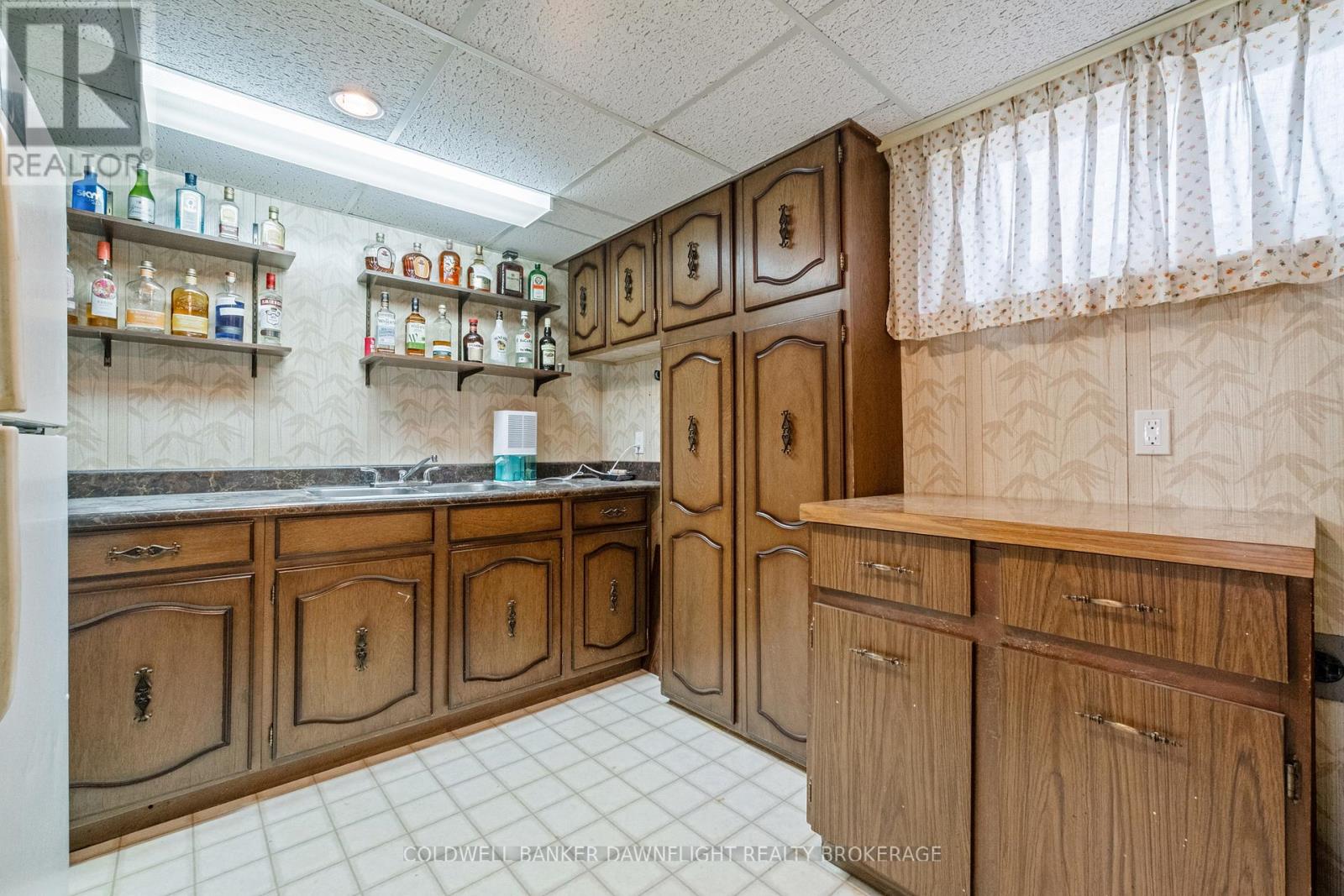 105 Wellington Street W, South Huron, Ontario  N0M 1S2 - Photo 27 - X13430380