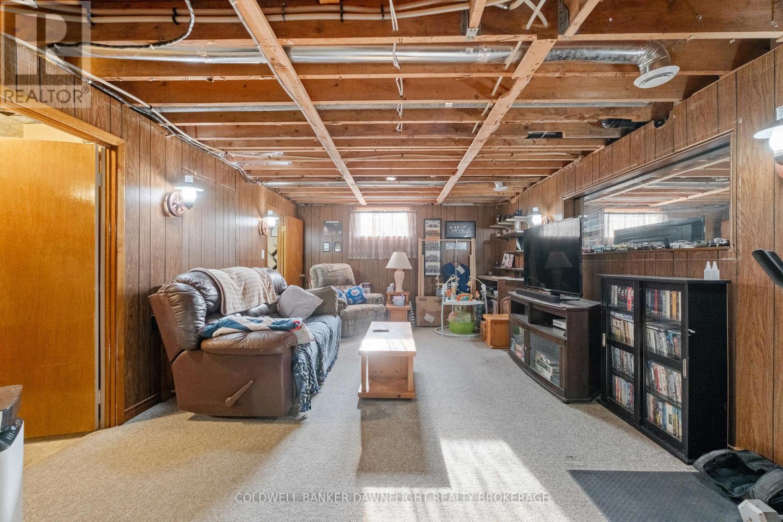 105 Wellington Street W, South Huron, Ontario  N0M 1S2 - Photo 31 - X13430380