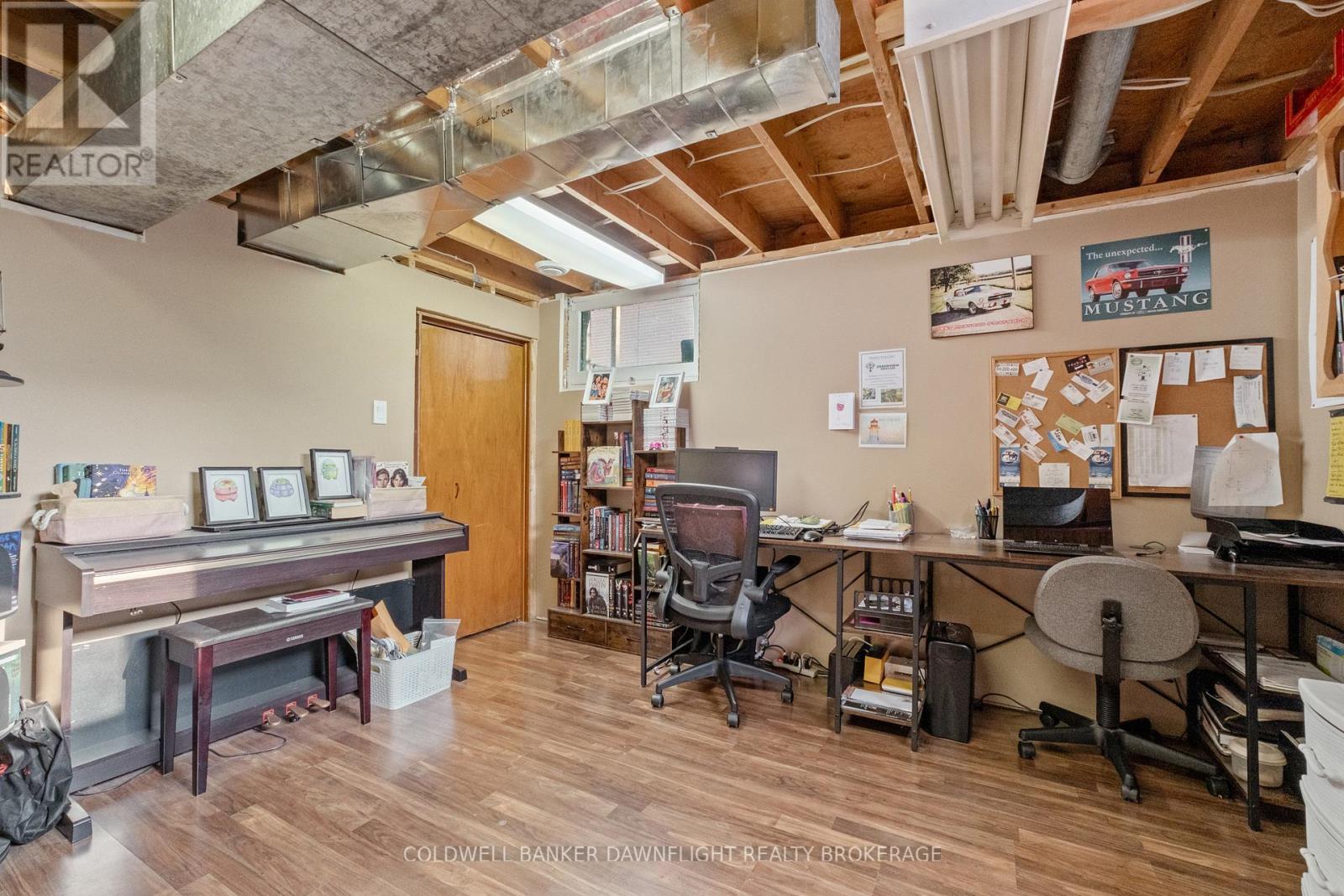 105 Wellington Street W, South Huron, Ontario  N0M 1S2 - Photo 35 - X13430380