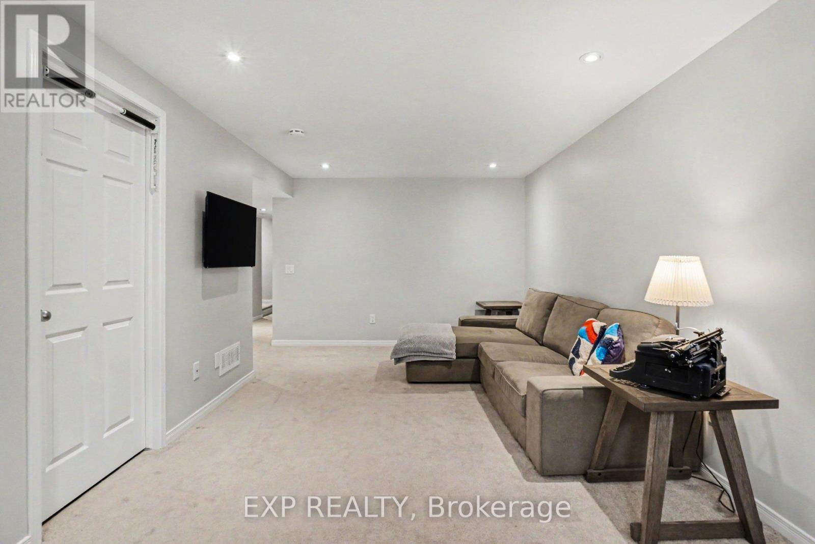 103 Westphalian Avenue, Ottawa, Ontario  K2V 0A3 - Photo 26 - X13430416