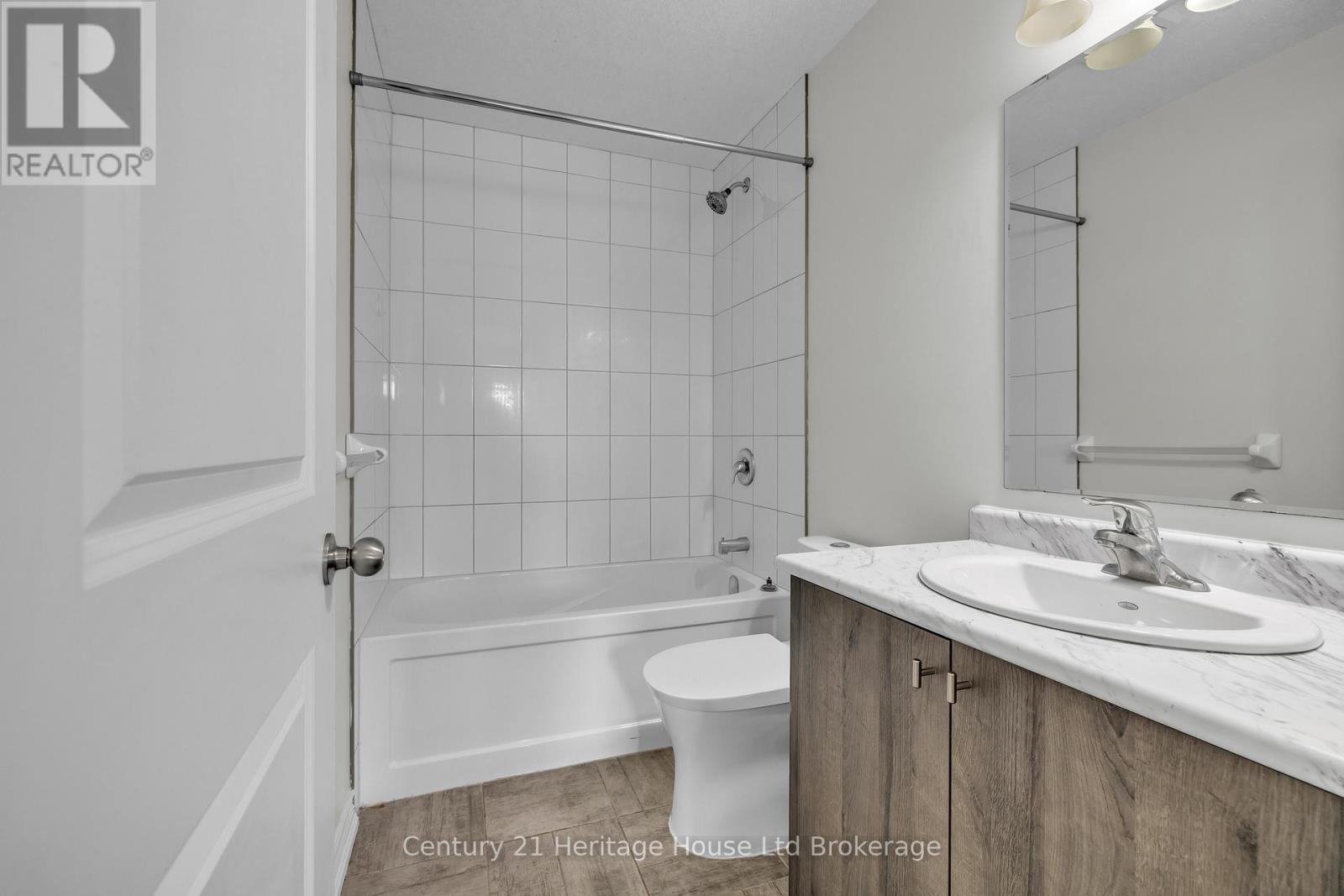 194 Links Crescent, Woodstock, Ontario  N4T 0L9 - Photo 11 - X13430346