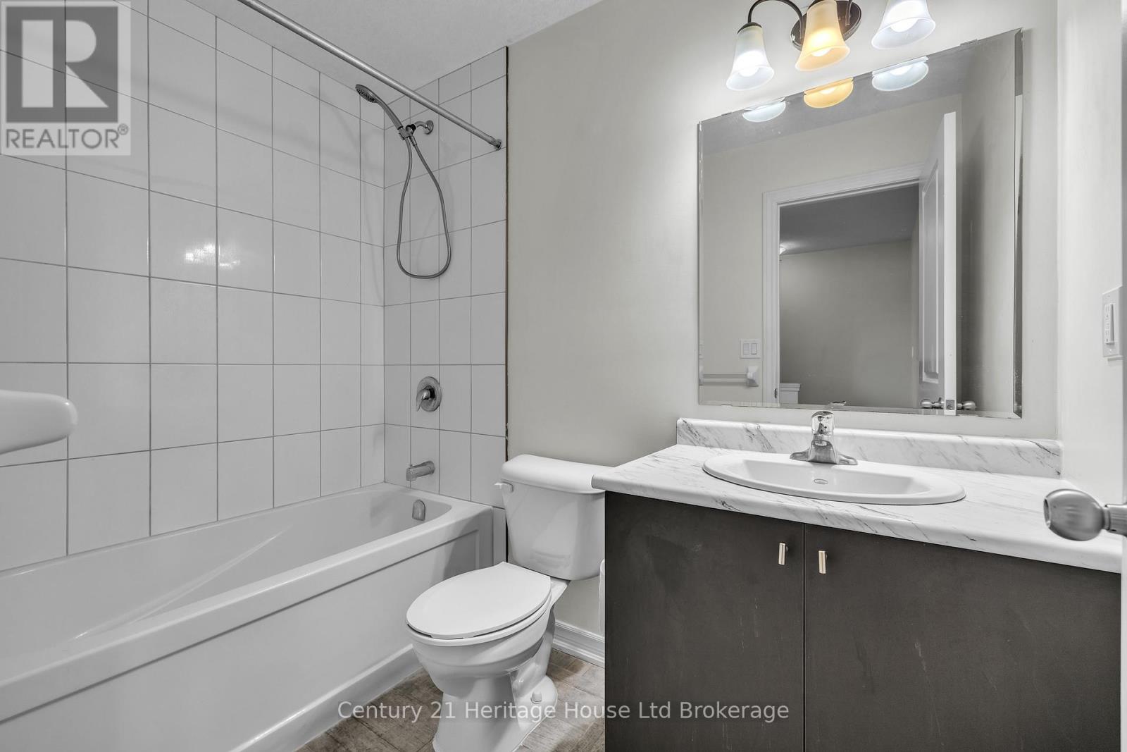 194 Links Crescent, Woodstock, Ontario  N4T 0L9 - Photo 15 - X13430346