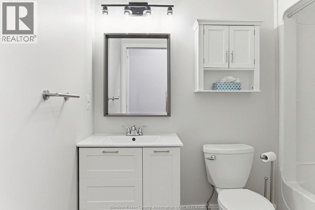 325 Village Grove Unit# 409, Tecumseh, Ontario  N8N 0B1 - Photo 16 - 26013774