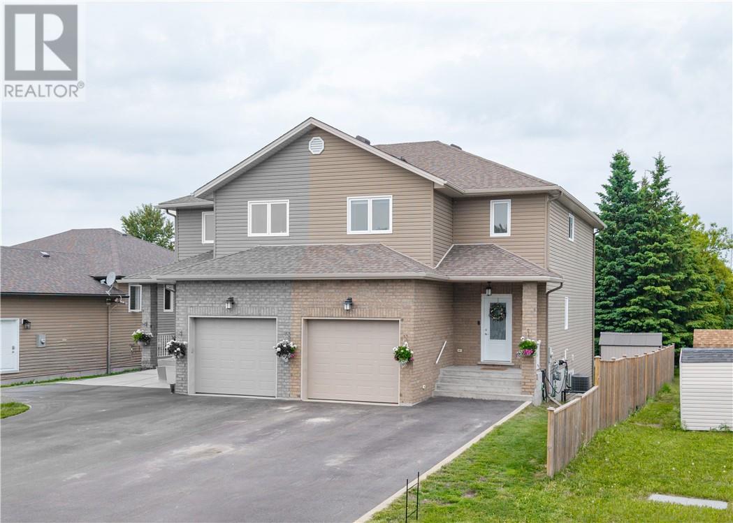 226 Springhill Drive, Greater Sudbury, Ontario  P3L 0A7 - Photo 1 - 2128447