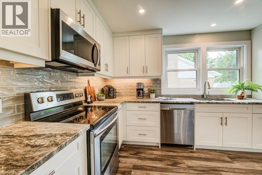 24 Belmont Avenue E, Kitchener, Ontario  N2M 4B9 - Photo 11 - 40838502