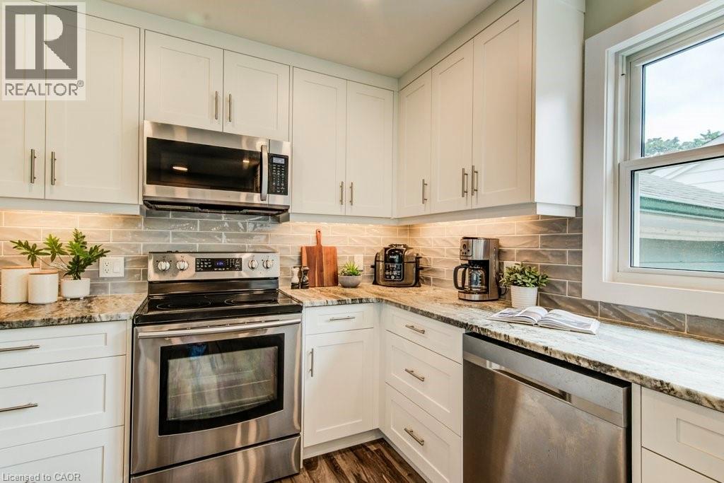 24 Belmont Avenue E, Kitchener, Ontario  N2M 4B9 - Photo 13 - 40838502