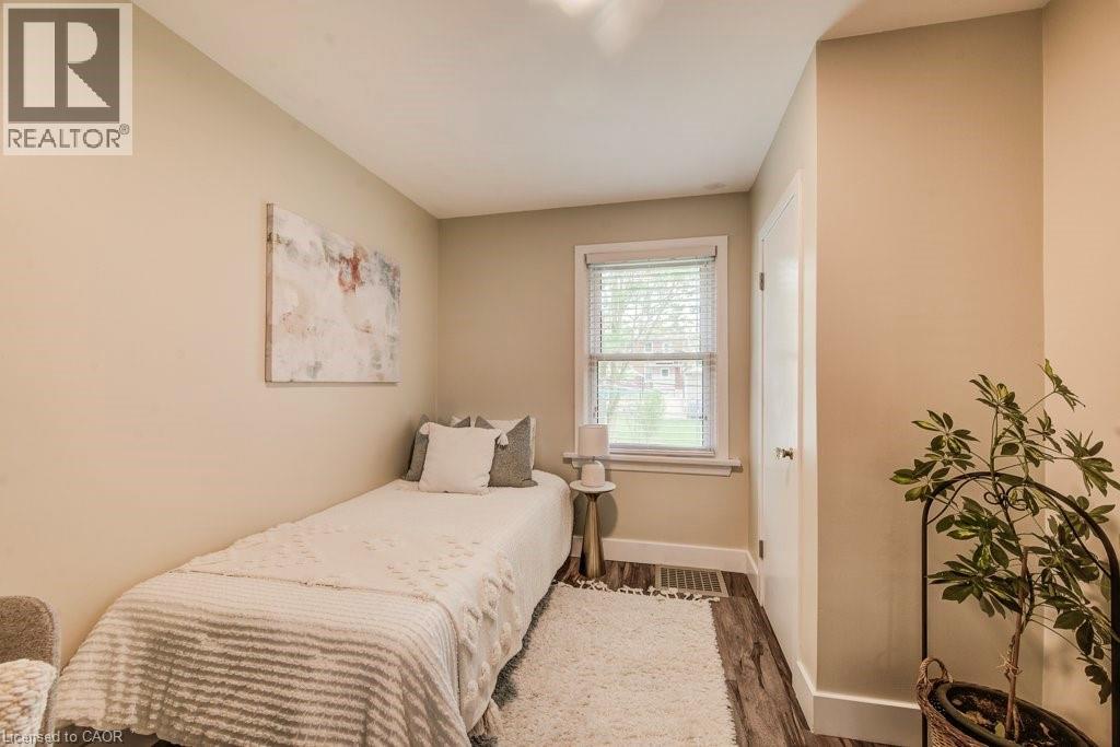 24 Belmont Avenue E, Kitchener, Ontario  N2M 4B9 - Photo 22 - 40838502