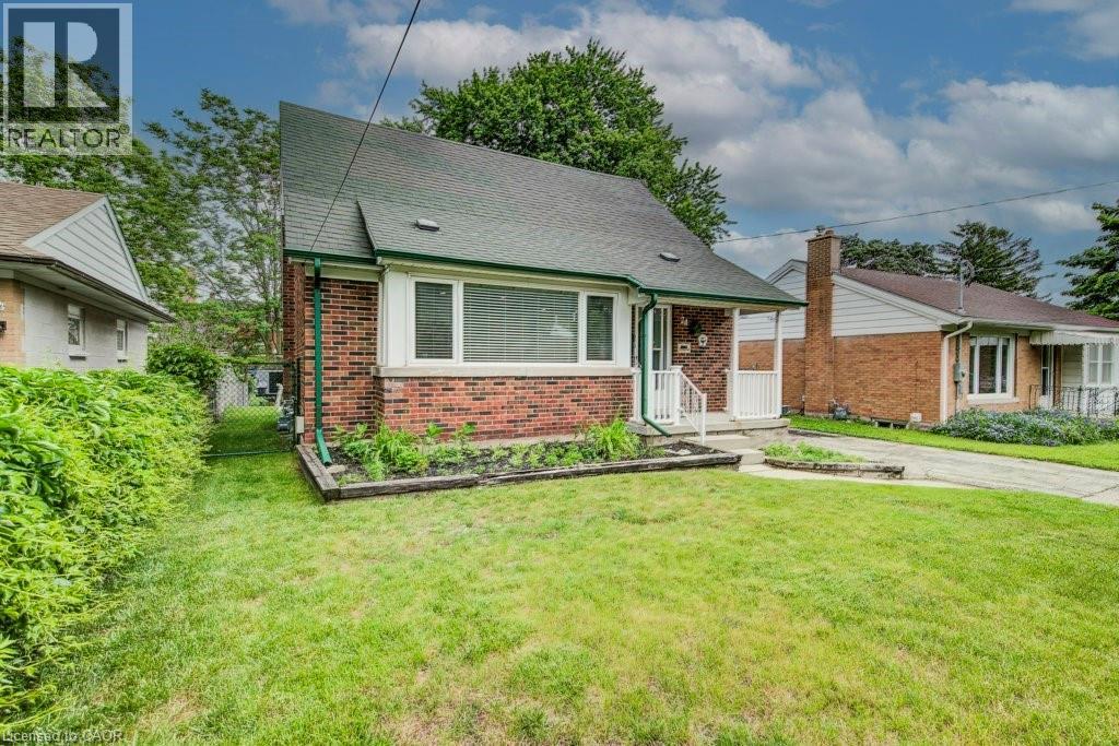 24 Belmont Avenue E, Kitchener, Ontario  N2M 4B9 - Photo 3 - 40838502