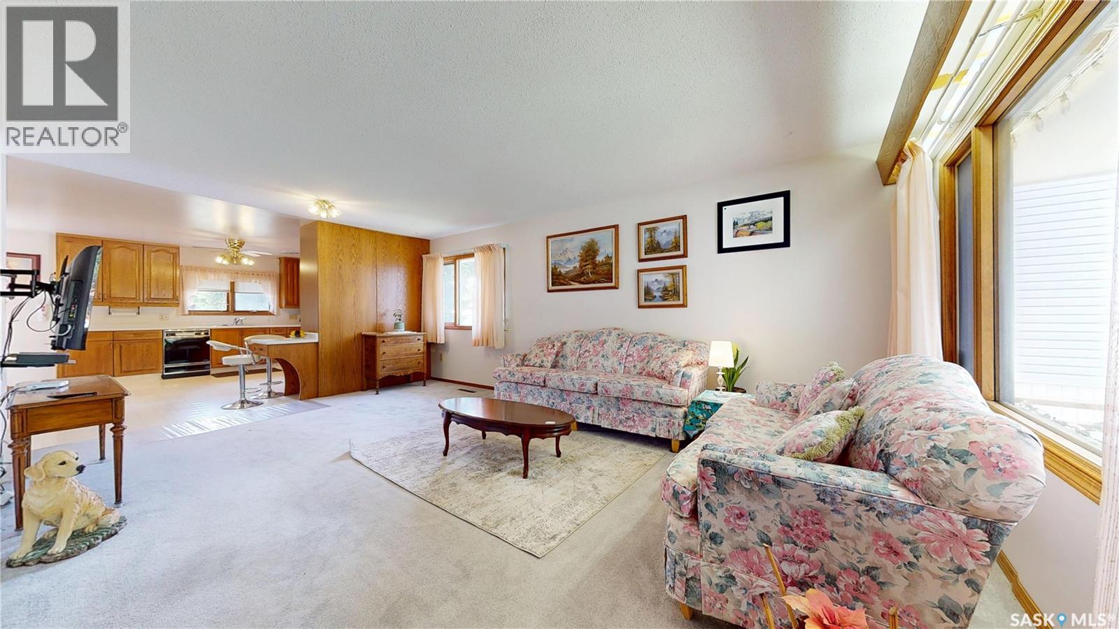 210 Cypress Street, Maple Creek, Saskatchewan  S0N 1N0 - Photo 5 - SK038820