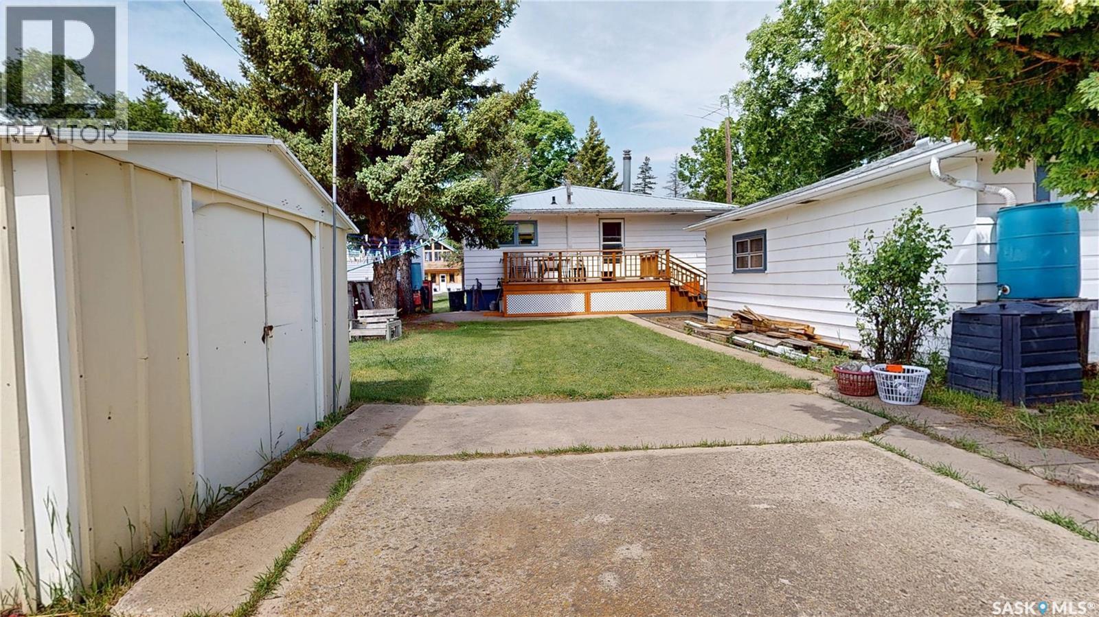 210 Cypress Street, Maple Creek, Saskatchewan  S0N 1N0 - Photo 46 - SK038820