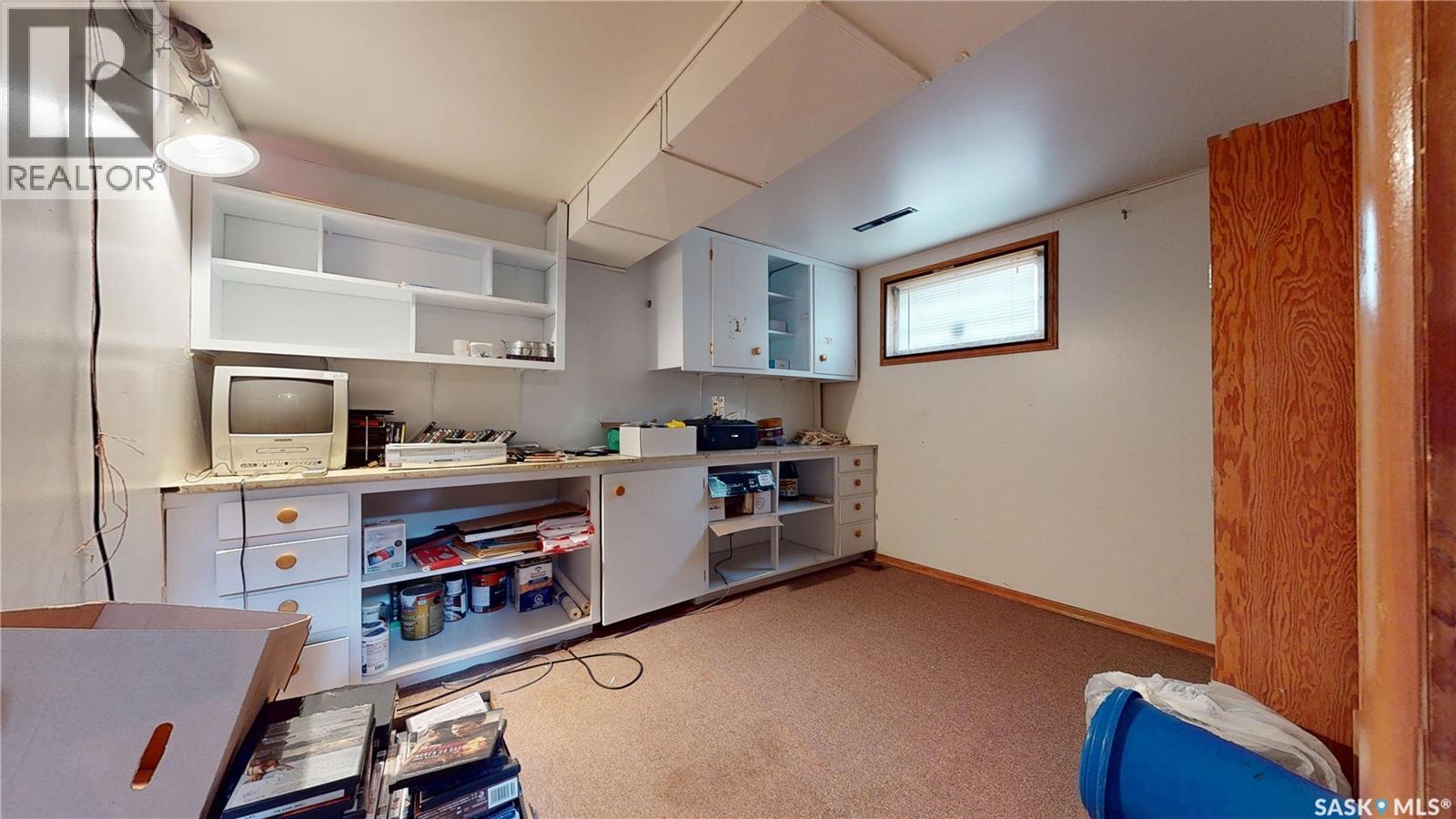210 Cypress Street, Maple Creek, Saskatchewan  S0N 1N0 - Photo 35 - SK038820