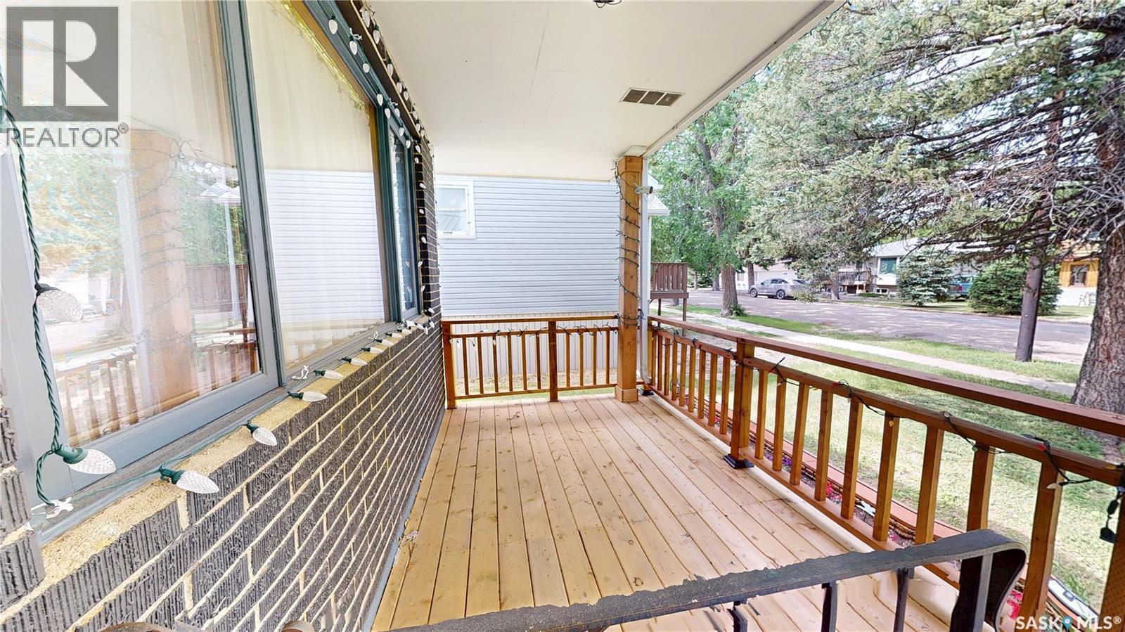 210 Cypress Street, Maple Creek, Saskatchewan  S0N 1N0 - Photo 50 - SK038820