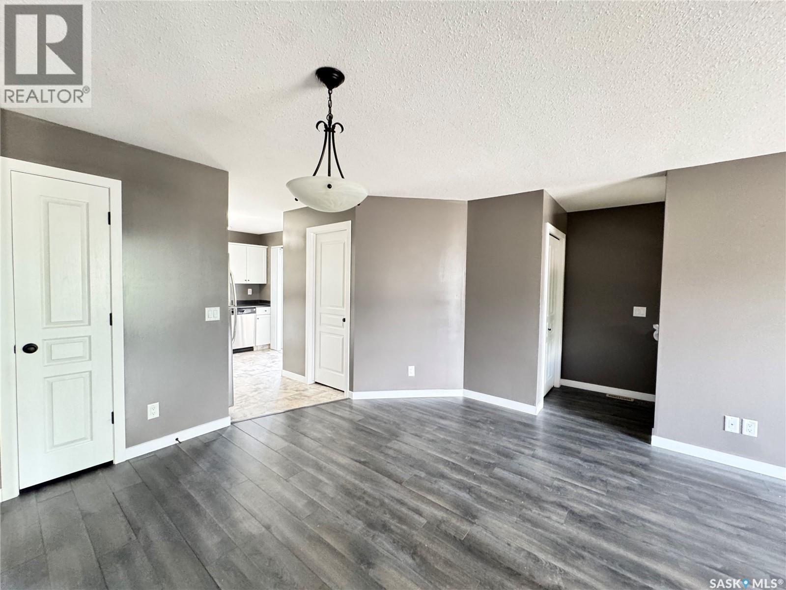 11 5004 James Hill Road, Regina, Saskatchewan  S4W 0E8 - Photo 11 - SK038982