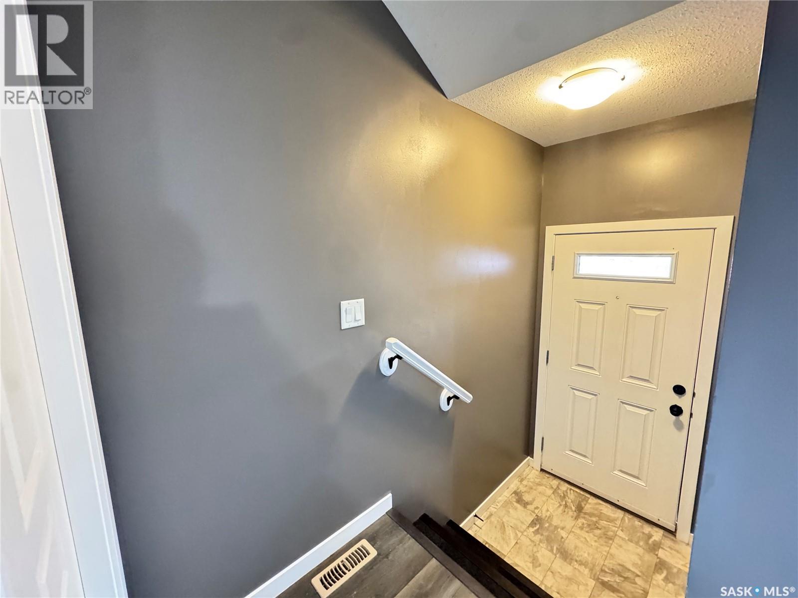 11 5004 James Hill Road, Regina, Saskatchewan  S4W 0E8 - Photo 23 - SK038982