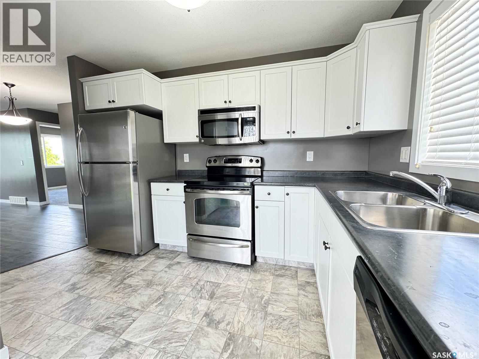 11 5004 James Hill Road, Regina, Saskatchewan  S4W 0E8 - Photo 9 - SK038982