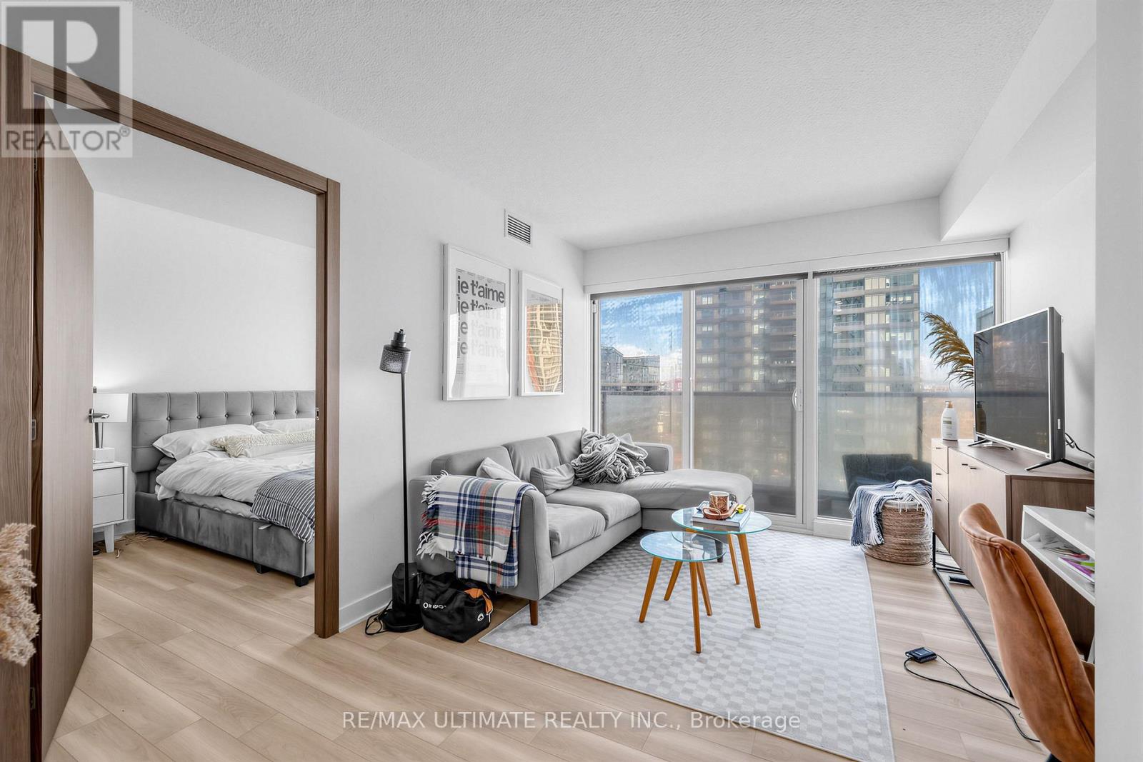 2308 - 17 Bathurst Street, Toronto, Ontario  M5V 0N1 - Photo 13 - C13430360