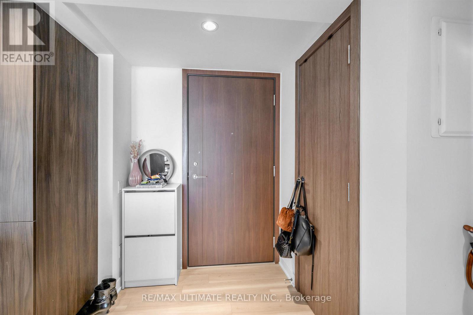 2308 - 17 Bathurst Street, Toronto, Ontario  M5V 0N1 - Photo 21 - C13430360