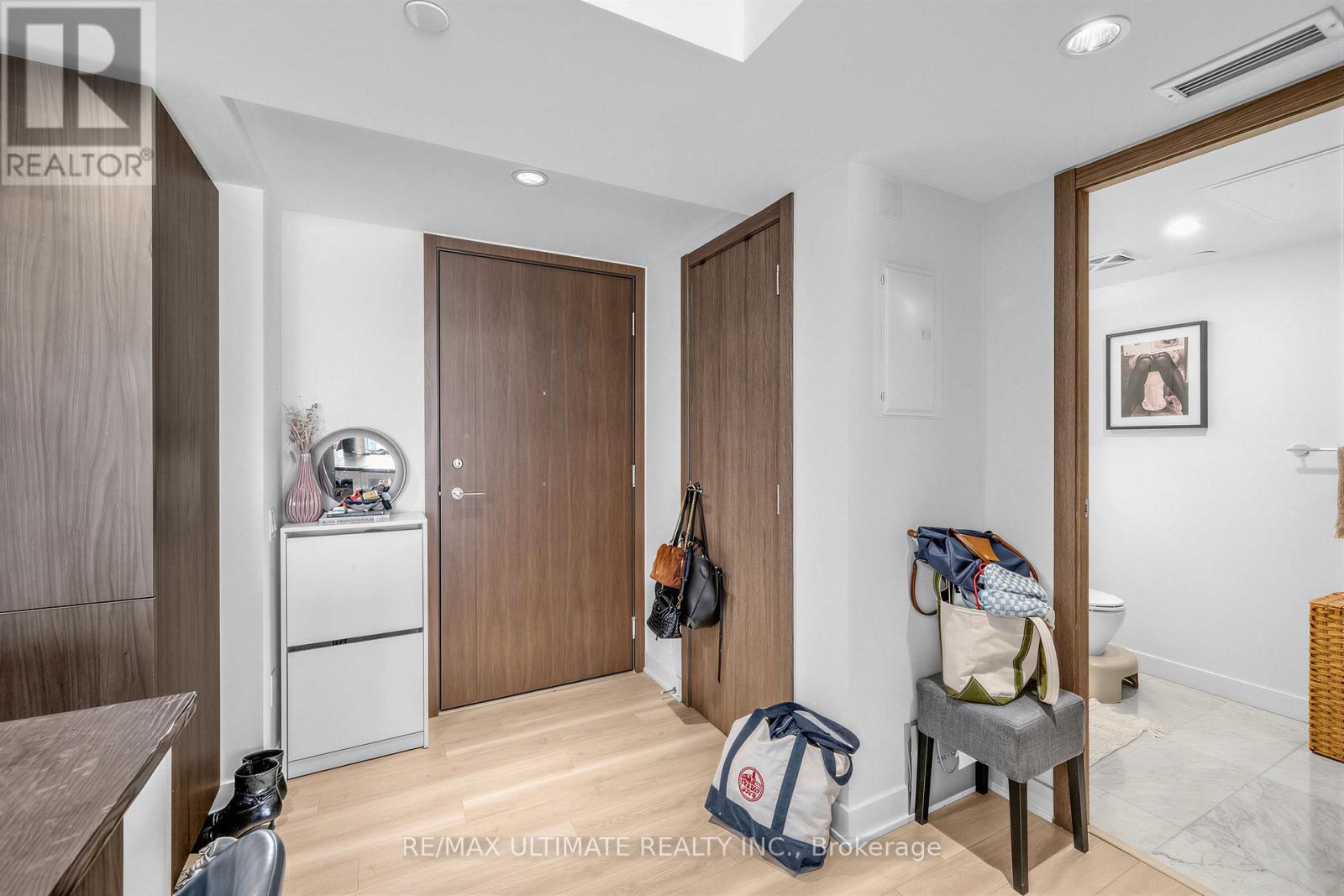 2308 - 17 Bathurst Street, Toronto, Ontario  M5V 0N1 - Photo 22 - C13430360