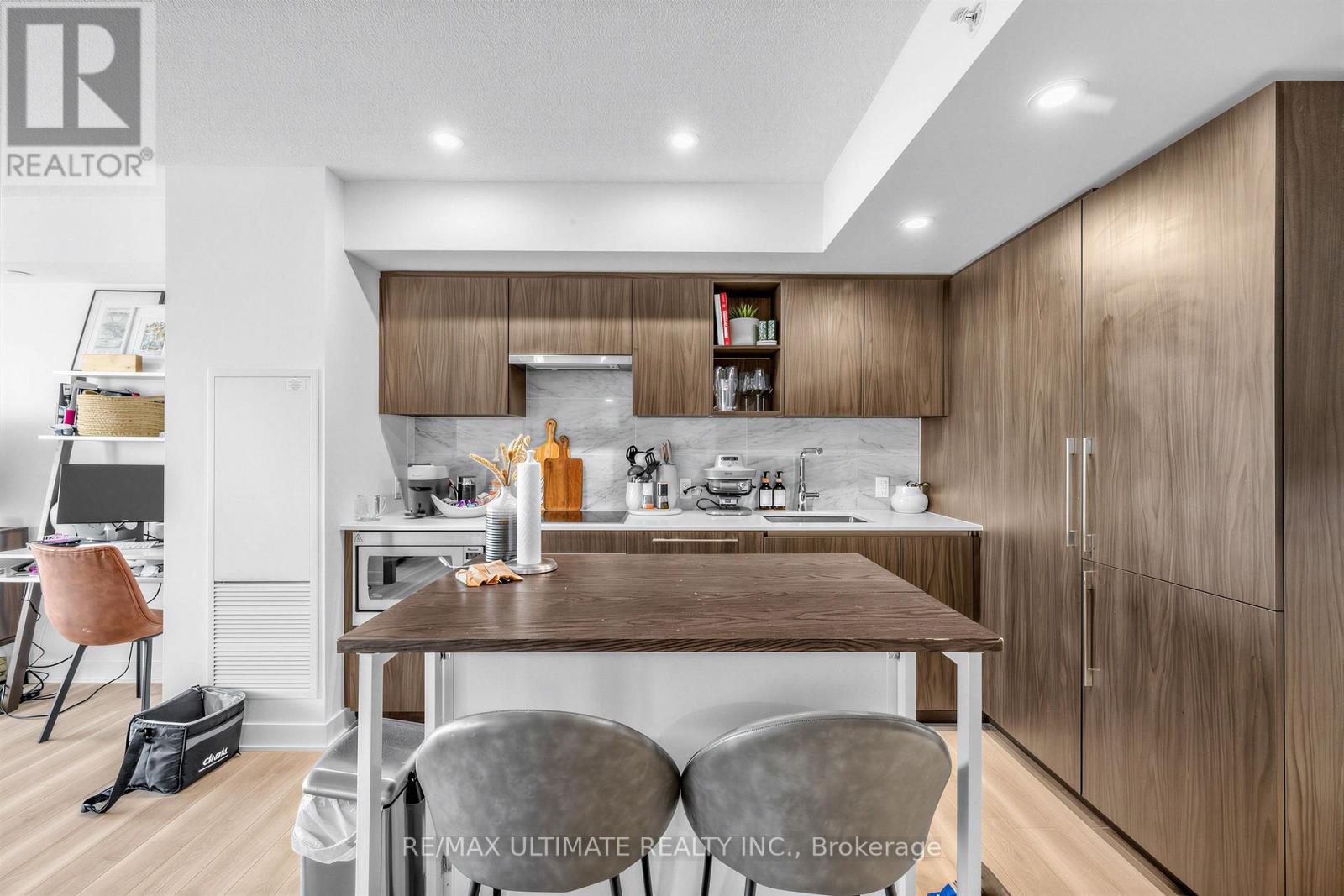 2308 - 17 Bathurst Street, Toronto, Ontario  M5V 0N1 - Photo 6 - C13430360