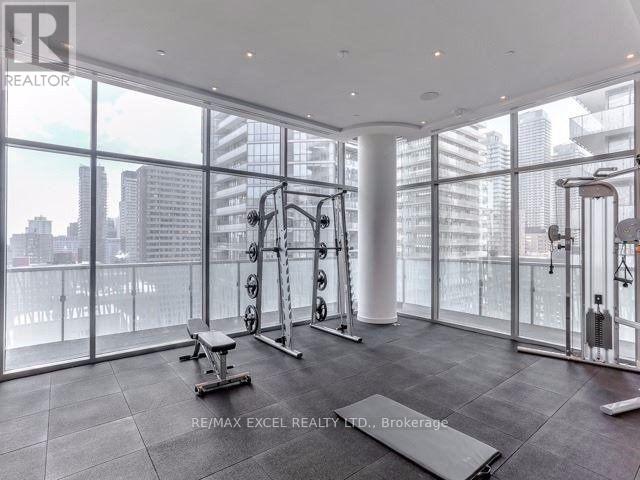 3404 - 50 Charles Street S, Toronto, Ontario  M4Y 1T4 - Photo 8 - C13430366