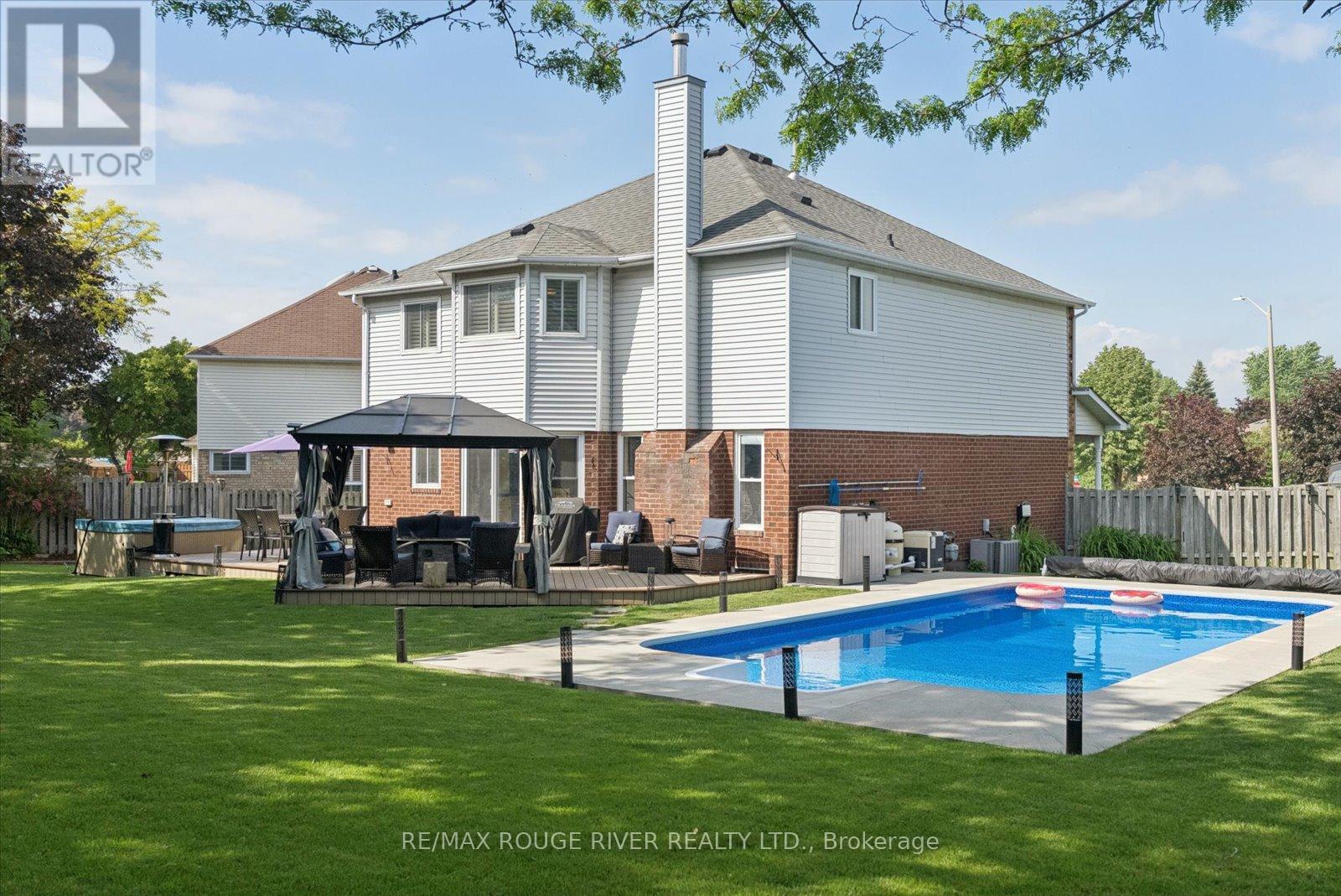 6 Snowden Court, Clarington, Ontario  L1B 1E7 - Photo 39 - E13430280
