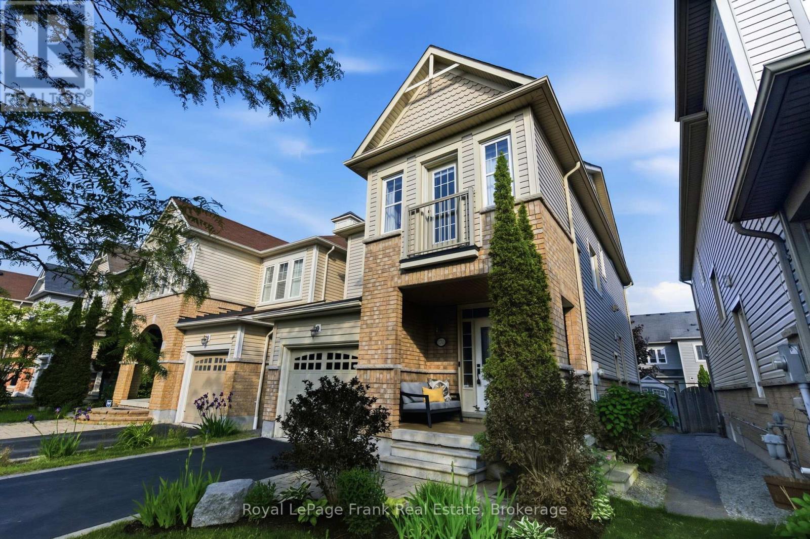 170 Harbourside Drive, Whitby, Ontario  L1N 0H6 - Photo 2 - E13430294